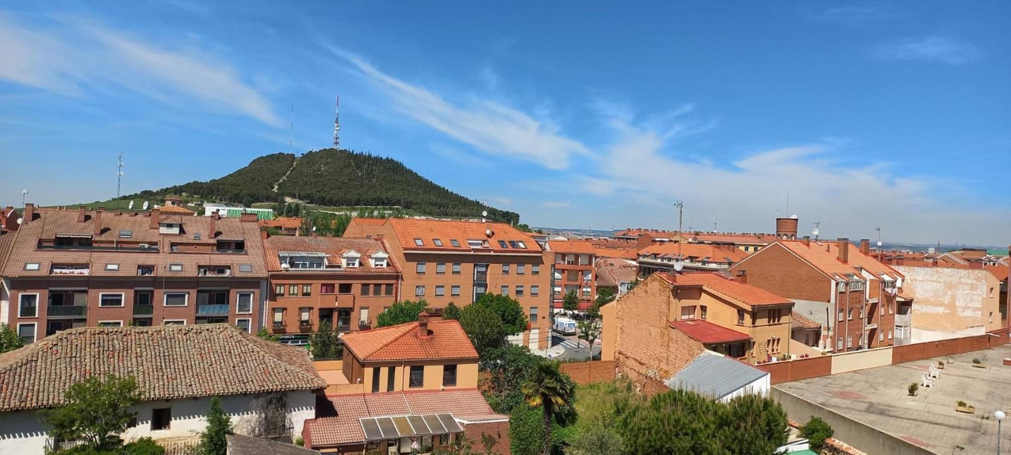 Atico Con 2 Dormitorios Y Garaje A 10 Minutos De Valladolid Exterior foto